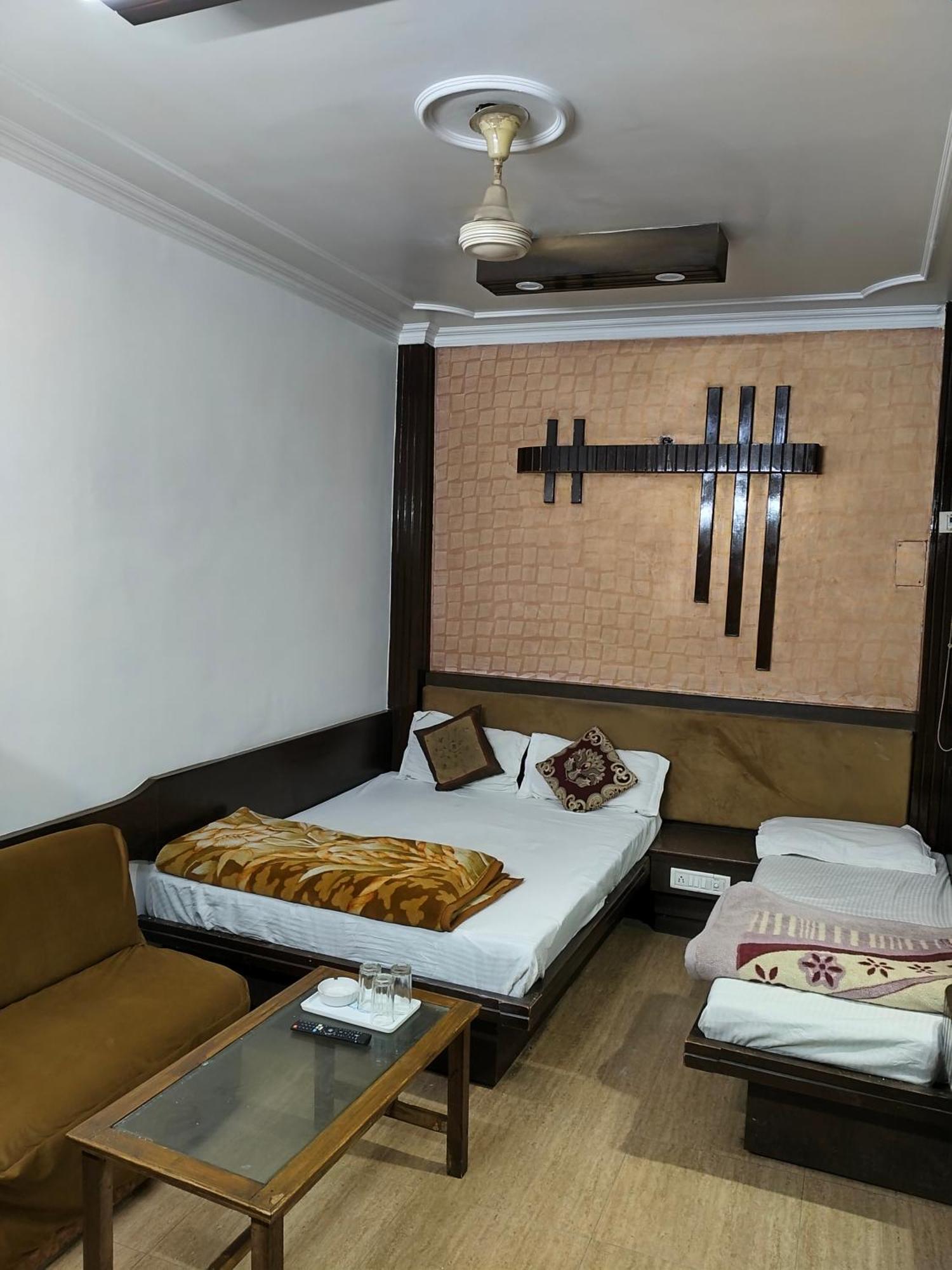 ניו דלהי Hotel Yatri International חדר תמונה