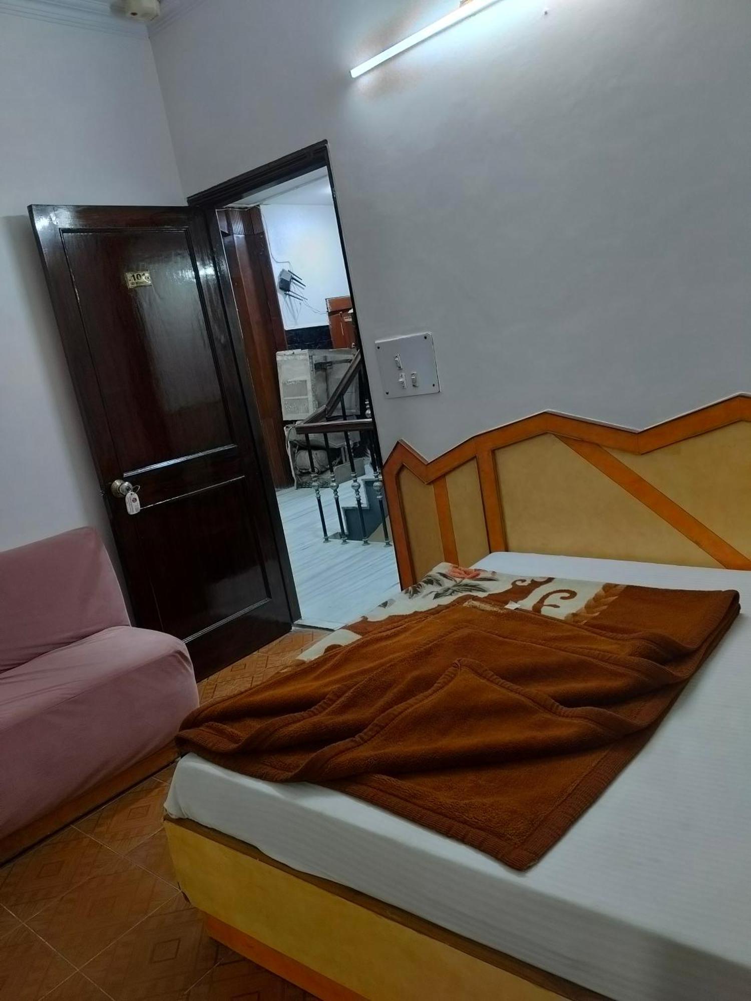 ניו דלהי Hotel Yatri International חדר תמונה