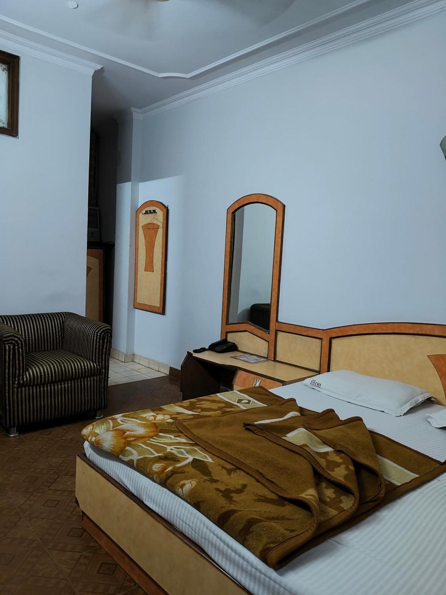 ניו דלהי Hotel Yatri International חדר תמונה